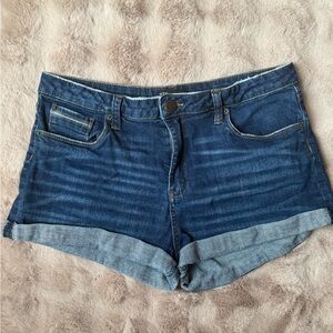 STS Blue denim shorts, size 30